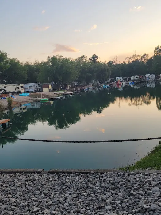 Wild Wings Marina & RV Park Picture 1
