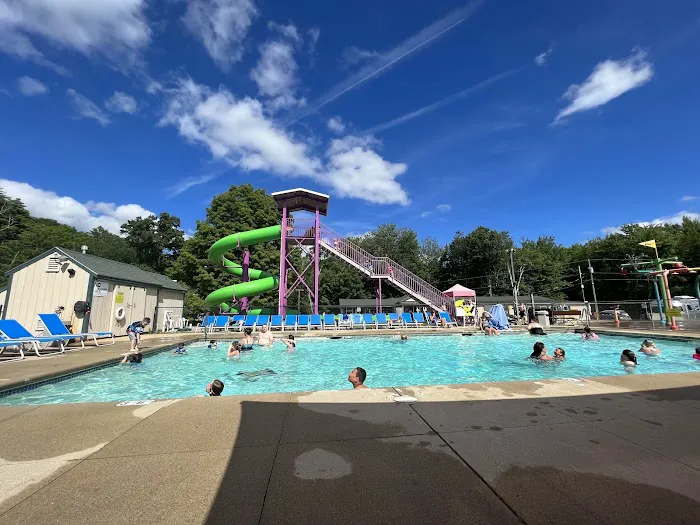 Strafford / Lake Winnipesaukee South KOA Holiday Picture 5