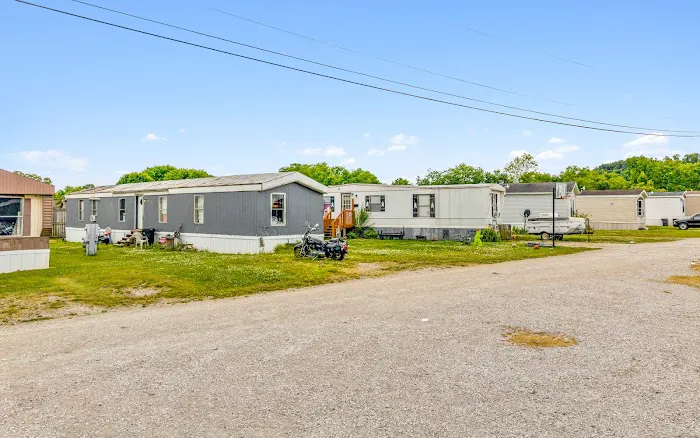 Sistersville MHP and RV Picture 1