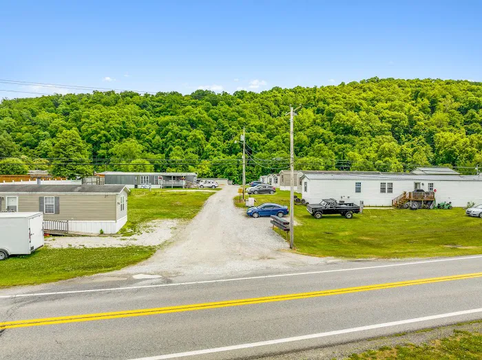 Sistersville MHP and RV Picture 3