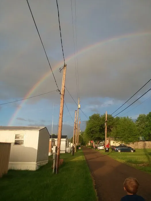 Green Acres Trailer Park Picture 6