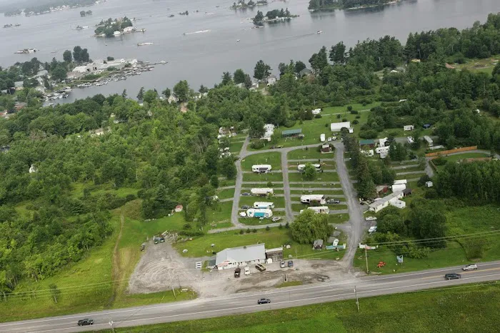 1000 Islands Campground Picture 7