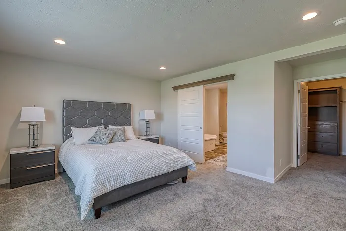 Woodcreek Village Manufactured Housing Community Picture 4