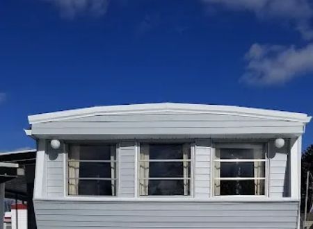 Walnut Hills/Deluxe Mobile Home Park