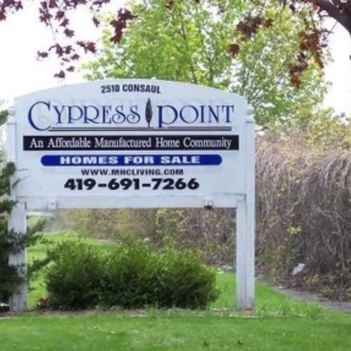 Cypress Point Mobile Home Park Picture 7