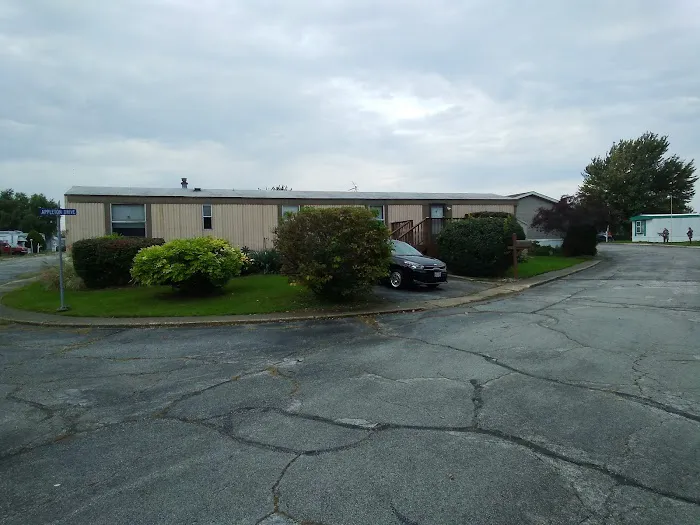 Cypress Point Mobile Home Park Picture 8