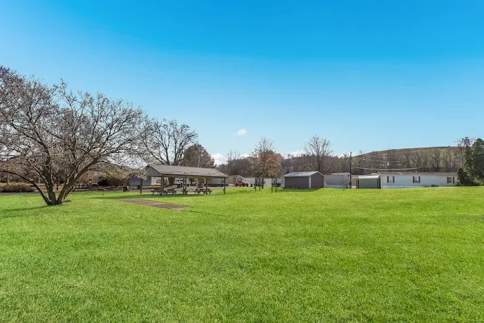 Aria Valley Mobile Home Park Picture 1