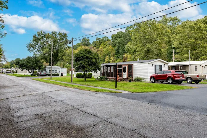 Amber Mobile Home Community Picture 10