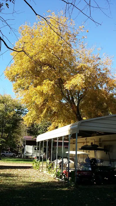 Four Winds Campgrounds Picture 6