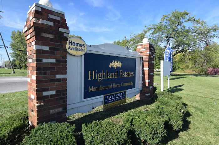 Highland Manufactured Home Community Picture 2