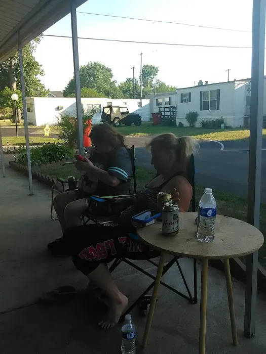 Freedom Mobile Home Park Picture 4