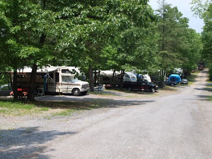 Pleasant Hills Campground Picture 6