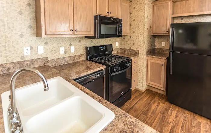 Hidden Creek Manufactured Home Community Picture 4