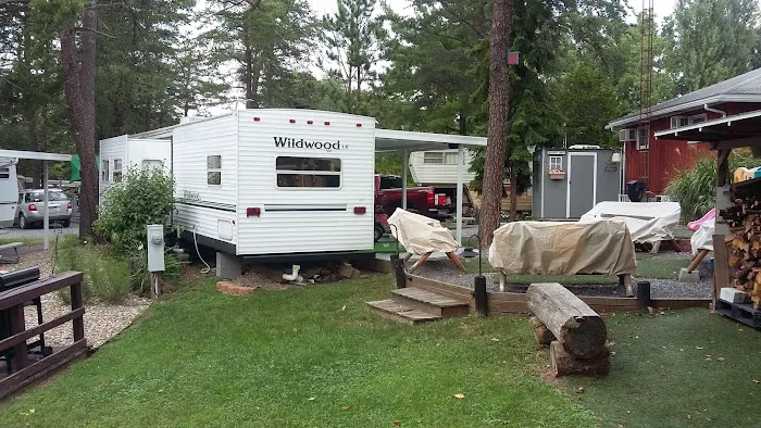 Happy Trails Campground Picture 5