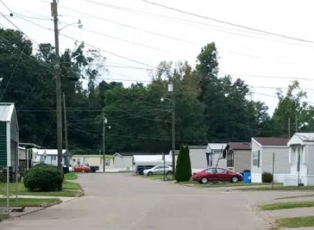 Lexington Park Manufactured Home Community