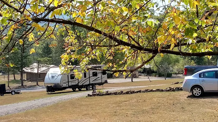 Saunderosa Park Inc Picture 10