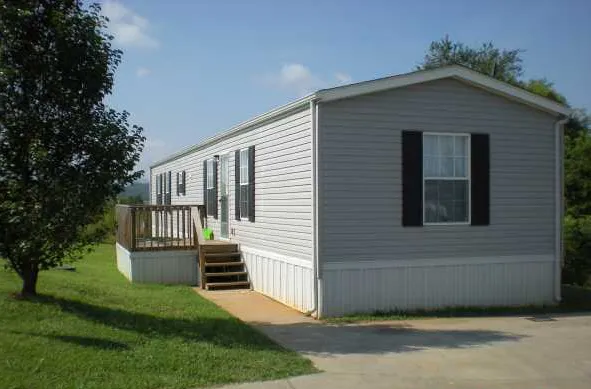 Greenlawn Estates Picture 3