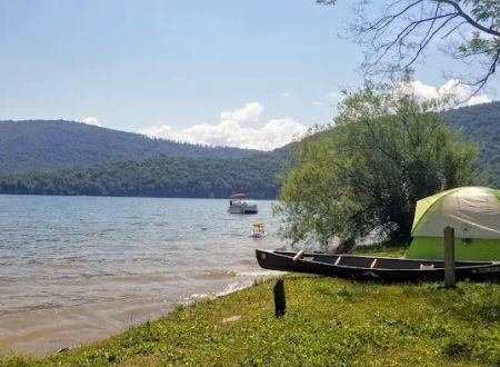 Nancy's Camp Boat to Shore