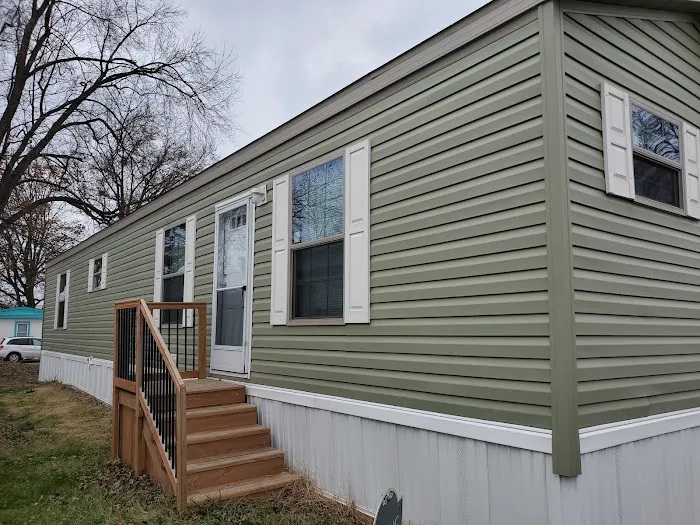 Northern Pines Mobile Home Park Picture 8