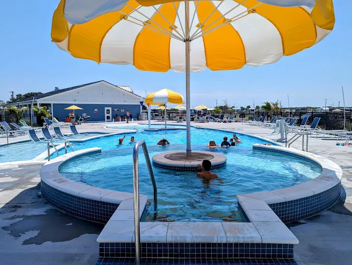Chincoteague Bay RV Resort & Cottages Picture 8