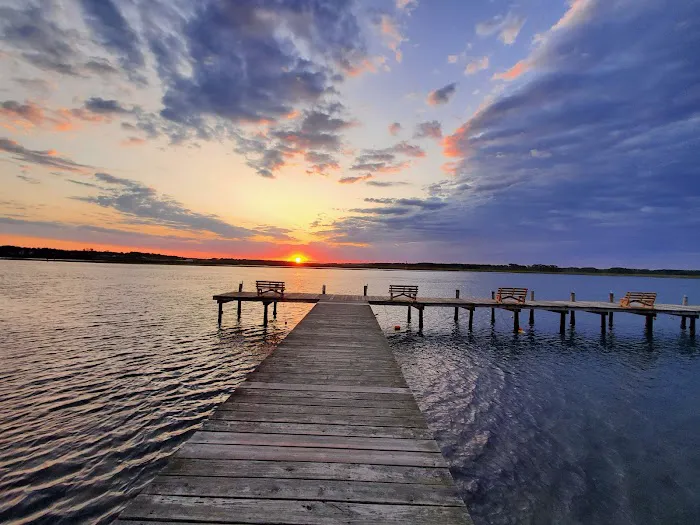 Tom's Cove Park Picture 3