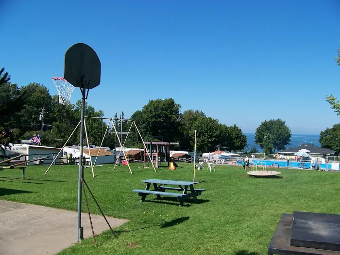 Hopewell Mobile Home Park Picture 3