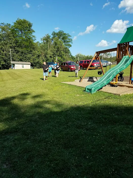 Campers Grove RV Park Picture 2