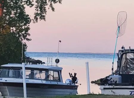 Hughes Marina & Campground