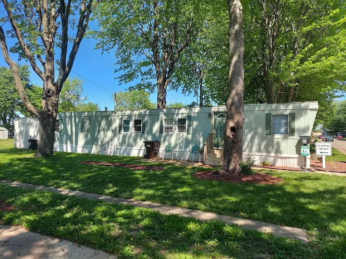 Northland Mobile Home Park Picture 10