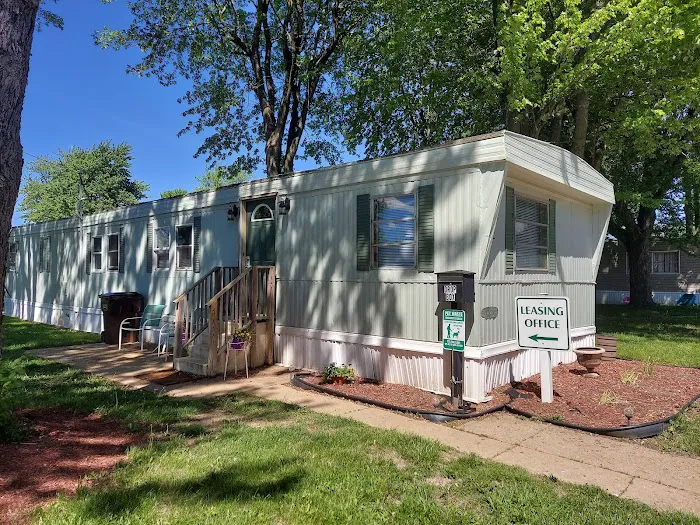 Northland Mobile Home Park Picture 2