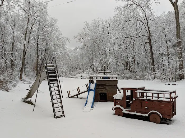 Sugar Creek Glen Campground Picture 7