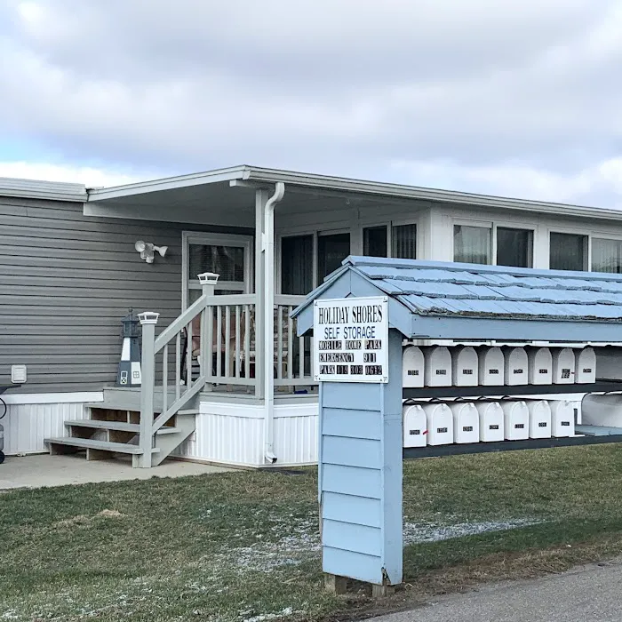 Holiday Shores Mobile Home Park Picture 4