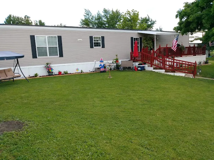 Green Meadows Mobile Home Park Picture 2