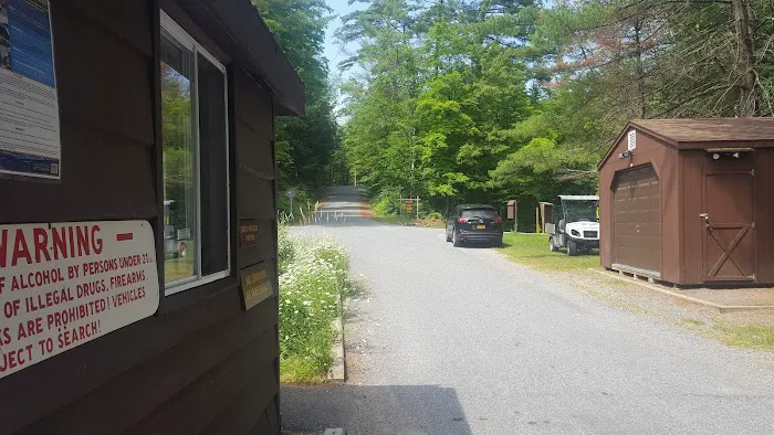 Putnam Pond Campground Picture 4