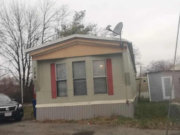 Dyer's Mobile Home Court Picture 2