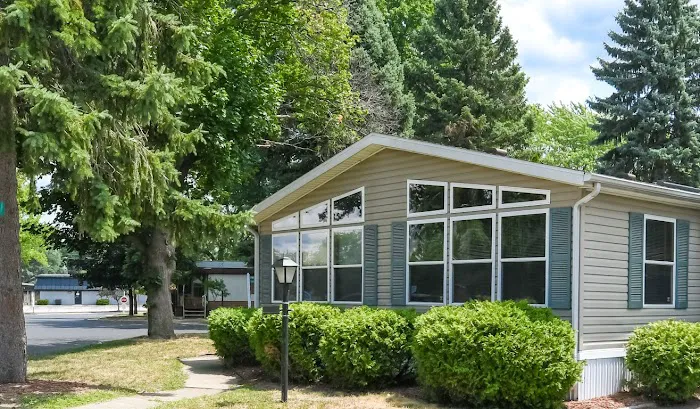 Meadowbrook Estates Picture 8