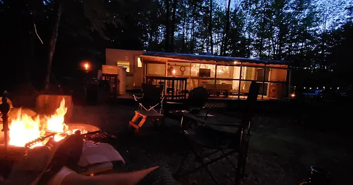 Bear's Pine Woods Campground & Resort Picture 4