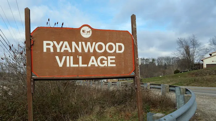 Ryanwood Village Picture 2