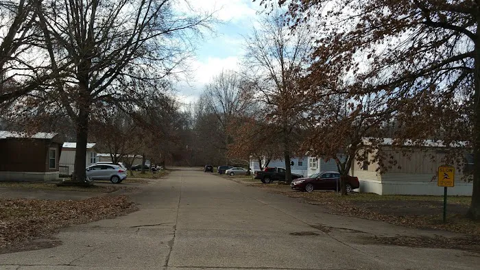 Ryanwood Village Picture 3