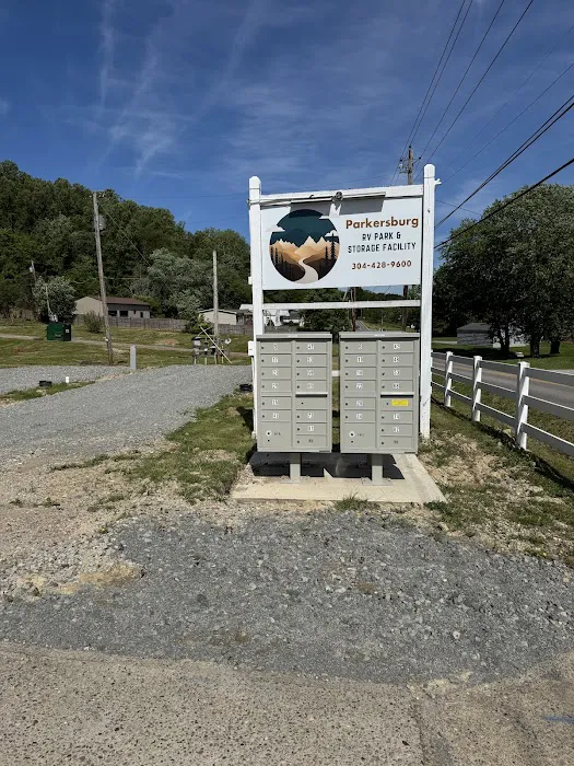 Parkersburg RV Park and Storage Facility Picture 4