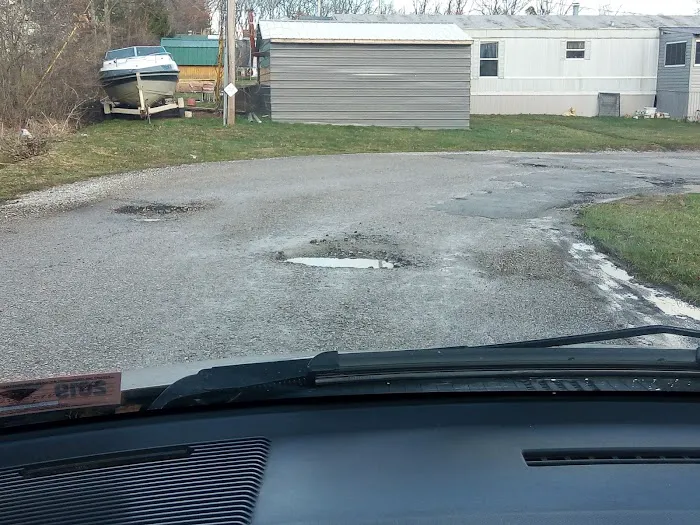 Deerfield Mobile Home Park Picture 7
