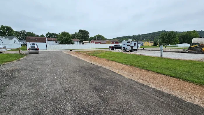 American Way RV Park - Parkersburg Picture 3