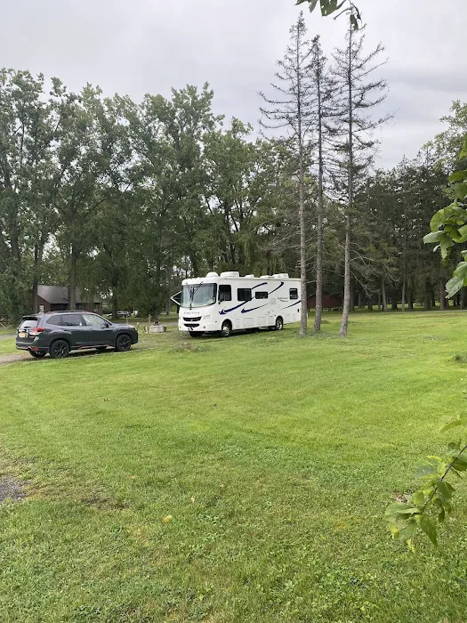 Crown Point Campground Picture 7