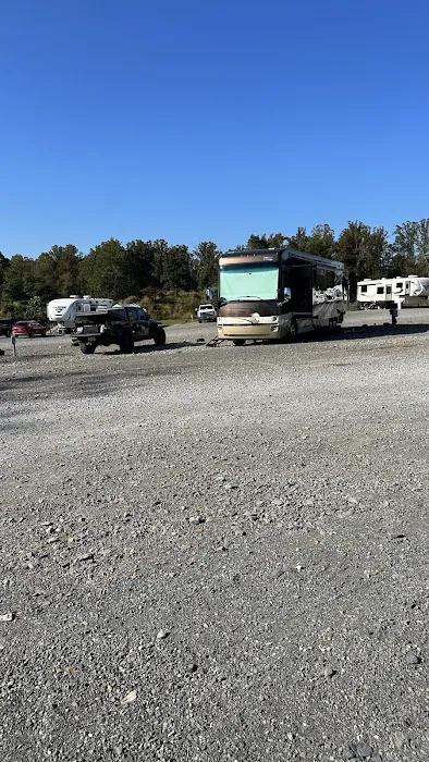 Cousin Eddie's RV Park Picture 1