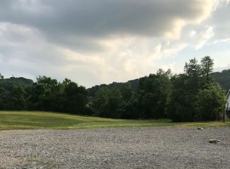 Apathetic Possum RV Park 2