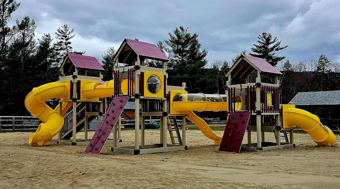 Lincoln / Woodstock KOA Holiday Picture 1