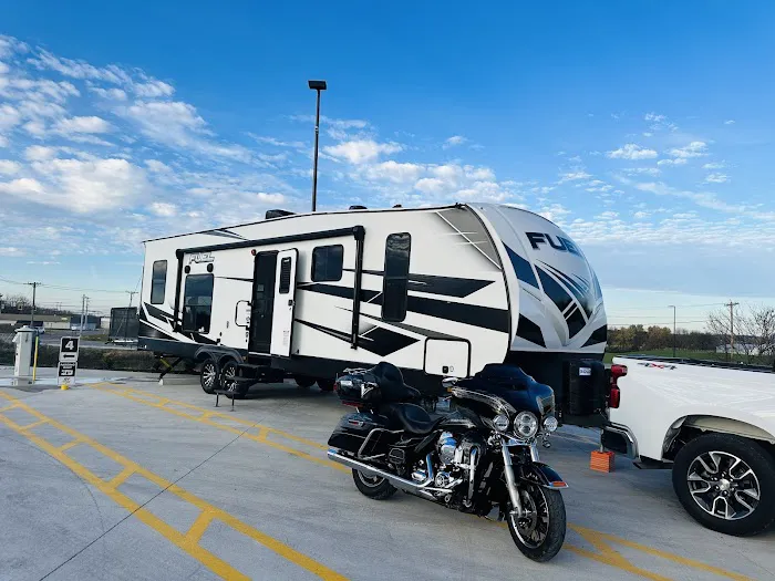 Love's RV Hookup Picture 1
