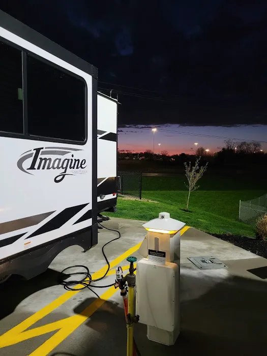 Love's RV Hookup Picture 2
