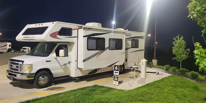 Love's RV Hookup Picture 6