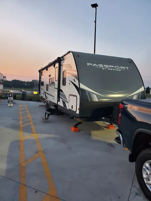 Love's RV Hookup Picture 10